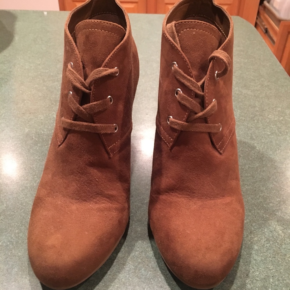 Brown suede wedge heel bootie size 8, like new